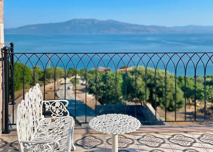 Hotel Assos Gazebo *