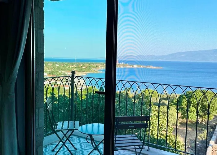 Assos Gazebo Hotel *